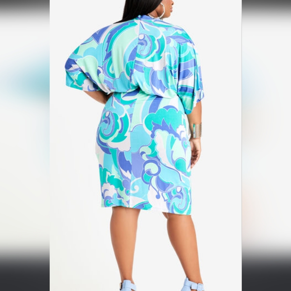 NWT Abstract Kimono Sleeve Dress